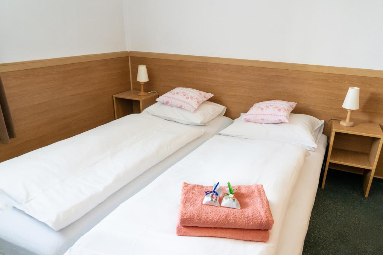 Hotel Beskid Бельско-Бяла Экстерьер фото